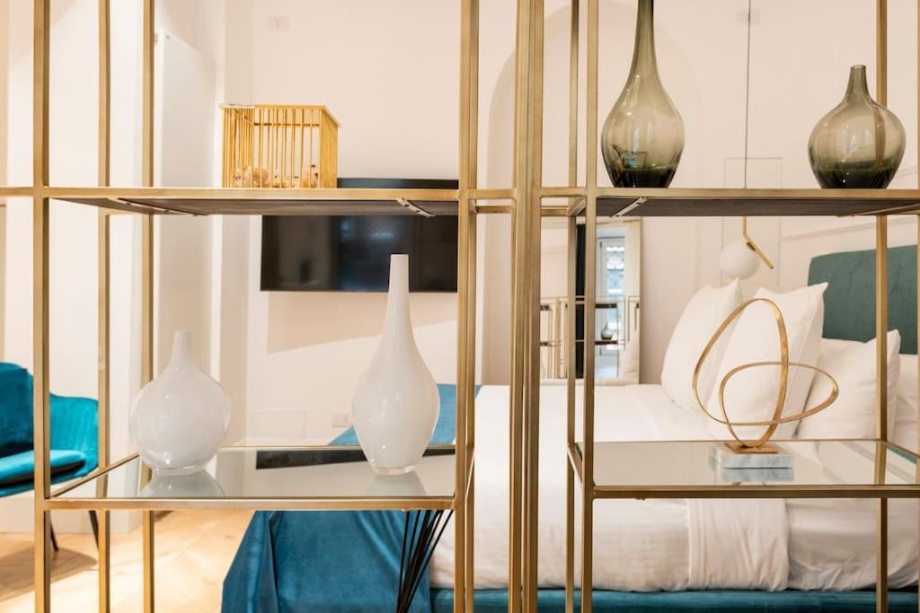 La Scala Suite-Luxury Apartment Милан Экстерьер фото